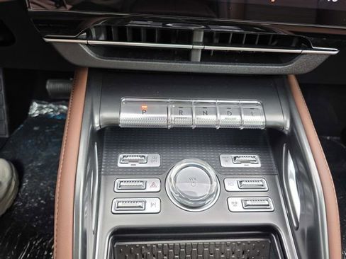 New 2026 Lincoln Nautilus Reserve image 11