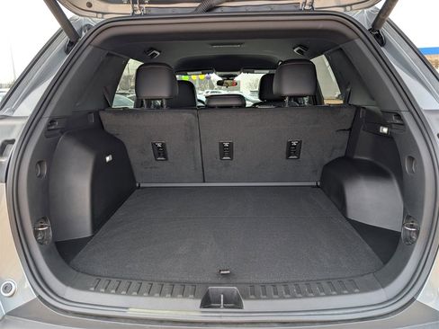 Used 2025 Chevrolet Equinox RS image 32