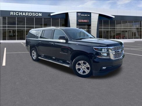 Used 2016 Chevrolet Suburban LT AWD/4WD image 4