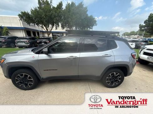 Used 2019 Jeep Compass Trailhawk AWD/4WD image 1