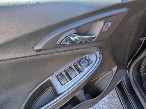 Used 2023 Chevrolet Malibu LT image 11
