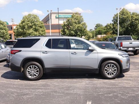 Used 2023 Chevrolet Traverse LT AWD/4WD image 5