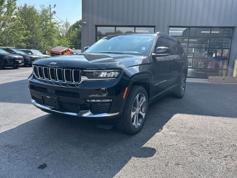 New 2025 Jeep Grand Cherokee L Limited image 7