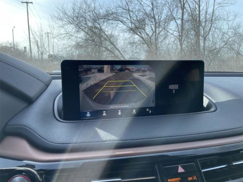 Used 2022 Acura MDX SH-AWD image 18