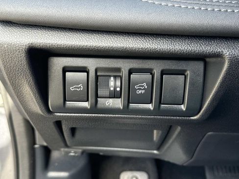 Used 2024 Subaru Outback Limited AWD/4WD image 45