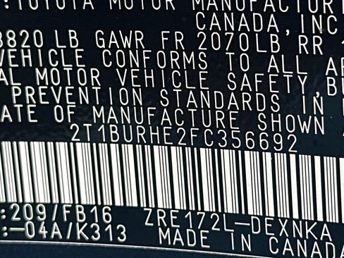 Used 2015 Toyota Corolla LE image 32