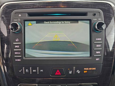 Used 2017 Buick Enclave Premium image 28