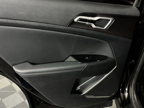 Used 2023 Kia Sportage EX image 26