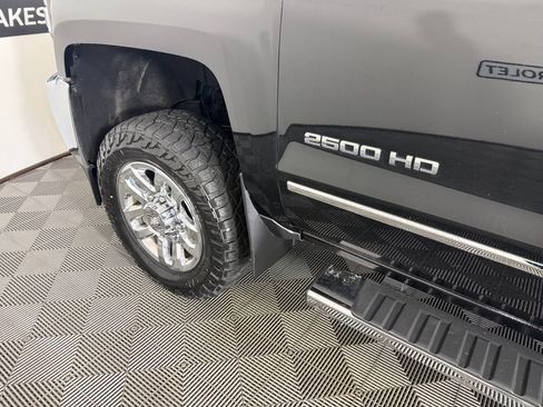 Used 2018 Chevrolet Silverado 2500 LTZ w/ Duramax Plus Package AWD/4WD image 10