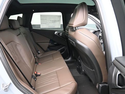 New 2026 BMW X3 xDrive30 w/ M Sport Package image 30