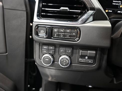 New 2026 GMC Yukon XL Elevation w/ Elevation Premium Package image 27