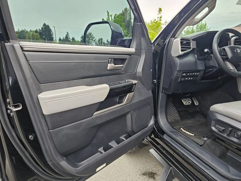 Used 2022 Toyota Tundra Limited w/ TRD Off-Road Package AWD/4WD image 26