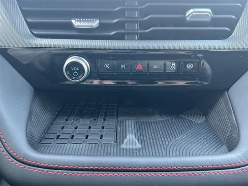 New 2025 Ford Explorer ST-Line w/ Premium Package image 6