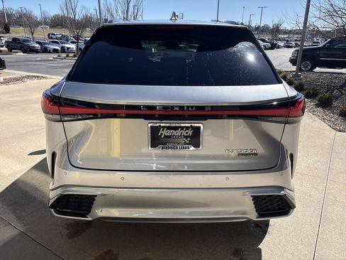 Used 2025 Lexus RX 500h F Sport image 9