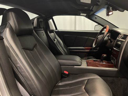 Used 2006 Cadillac XLR RWD image 15