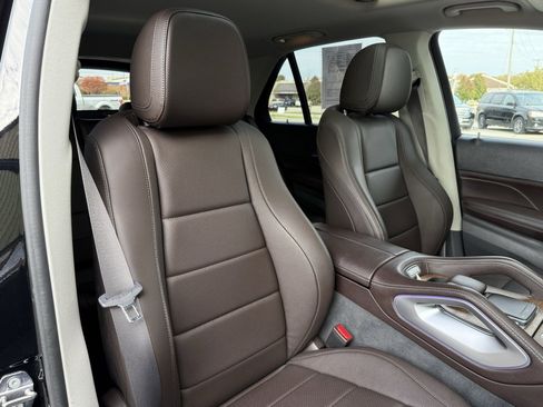 Used 2020 Mercedes-Benz GLE 350 4MATIC w/ AMG Line Exterior image 21