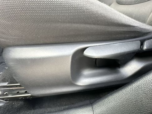 Used 2020 Toyota Corolla LE image 14