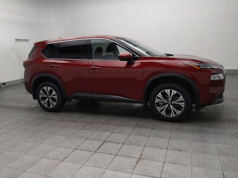 Used 2021 Nissan Rogue SV FWD image 11