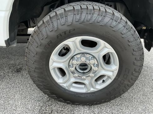 Used 2025 Ford F250 XLT w/ FX4 Off-Road Package AWD/4WD image 16