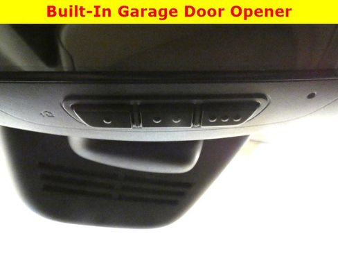 Used 2023 Volvo XC60 B5 Ultimate w/ Climate Package FWD image 34