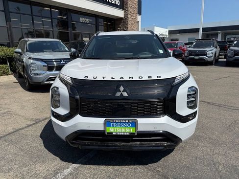 New 2026 Mitsubishi Outlander SEL Black Edition FWD image 3