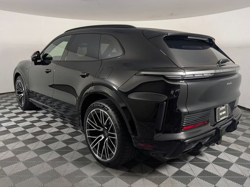 New 2026 Porsche Cayenne Turbo AWD/4WD image 3