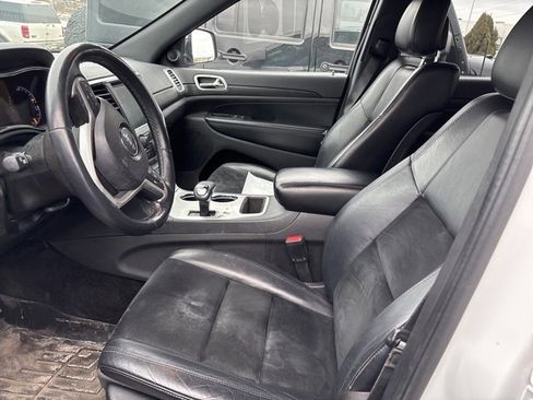 Used 2015 Jeep Grand Cherokee Altitude image 5