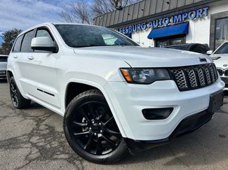 Used 2017 Jeep Grand Cherokee Altitude video 1