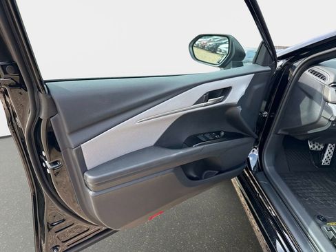 New 2026 Toyota Camry SE image 17