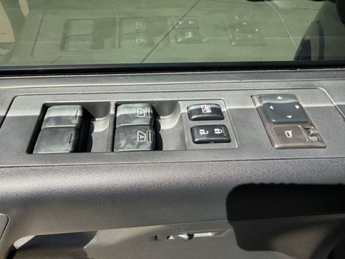 Used 2008 Nissan Titan 2WD Crew Cab image 14