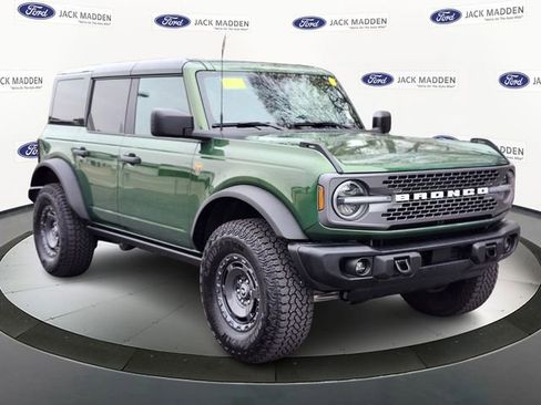 Certified 2025 Ford Bronco Badlands w/ Sasquatch Package AWD/4WD image 7