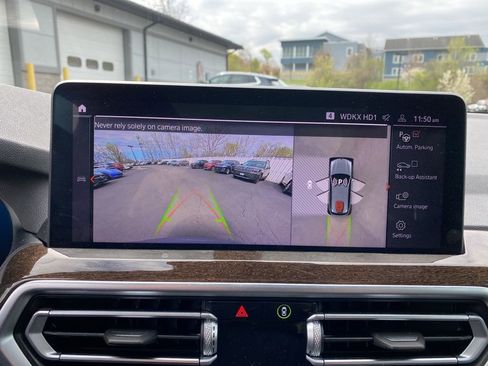 Used 2024 BMW X3 xDrive30i w/ Premium Package AWD/4WD image 11