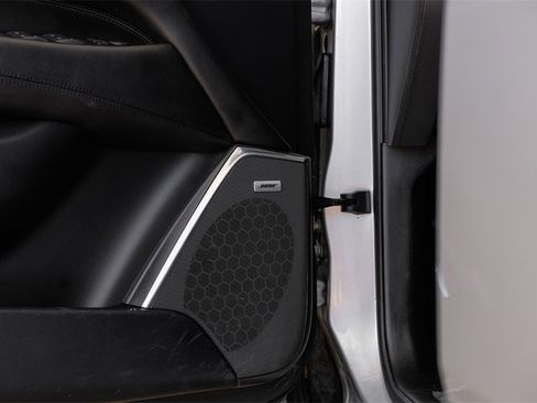 Used 2019 Cadillac Escalade ESV Luxury image 49