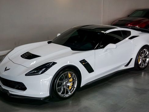 Used 2019 Chevrolet Corvette Z06 image 33