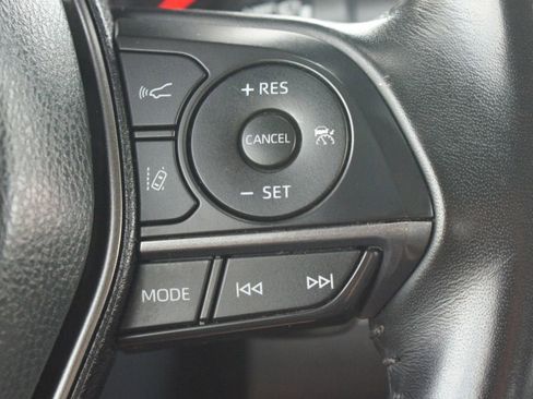 Used 2023 Toyota Camry XSE image 10