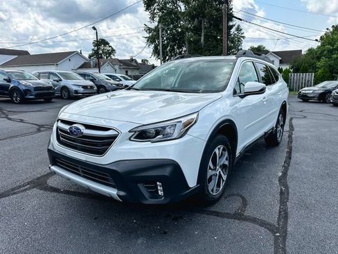Used 2021 Subaru Outback Limited XT w/ Popular Package #2 AWD/4WD image 3