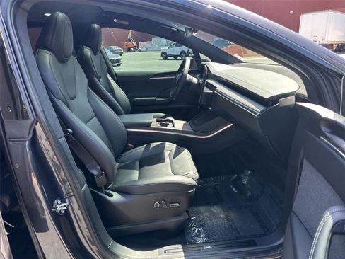 Used 2024 Tesla Model X AWD/4WD image 15