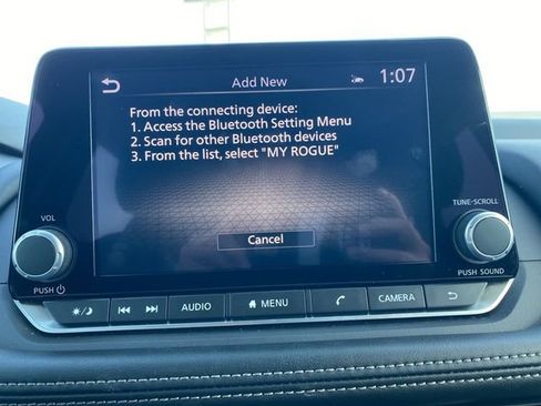 Used 2024 Nissan Rogue SV image 35