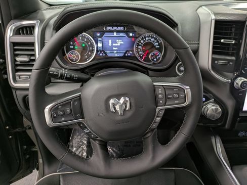 Used 2026 RAM 1500 Laramie AWD/4WD image 21