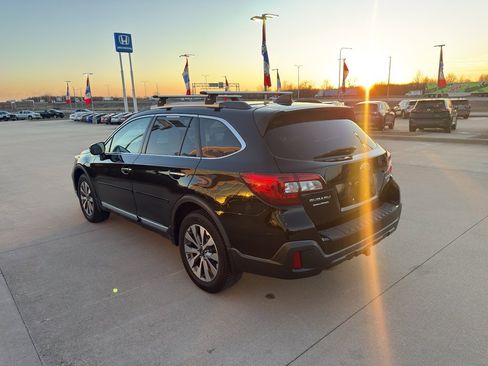 Used 2019 Subaru Outback 3.6R Touring w/ Popular Package #3A image 7