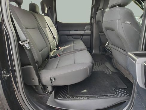 Certified 2022 Ford F150 XLT w/ Equipment Group 302A High image 27