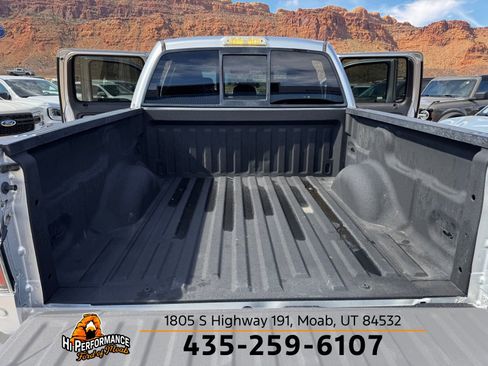 Used 2014 Ford F150 Raptor w/ Equipment Group 801A Luxury AWD/4WD image 58