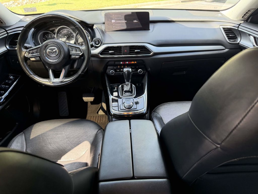 Used 2021 MAZDA CX-9 Touring w/ Touring Premium Package FWD image 2