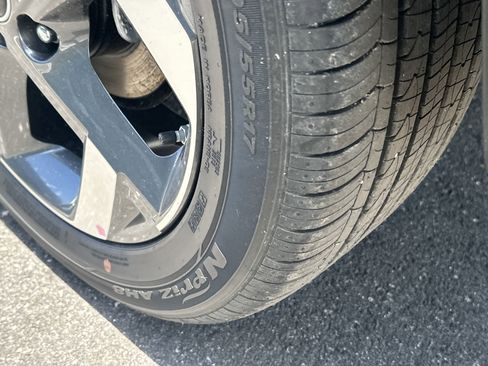 New 2025 Hyundai Venue SEL image 11