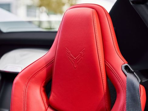 Used 2022 Chevrolet Corvette Stingray Preferred Conv w/ Z51 Performance Package image 38