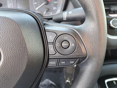 Certified 2024 Toyota Corolla LE image 18