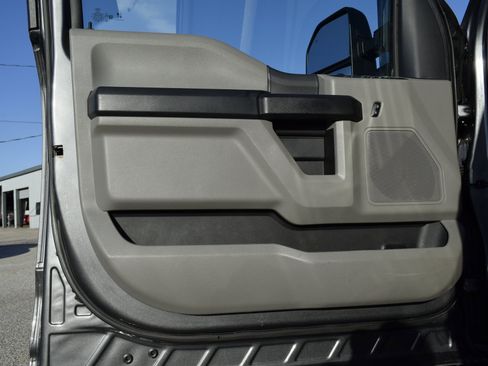 Used 2022 Ford F350 XL w/ STX Appearance Package image 19