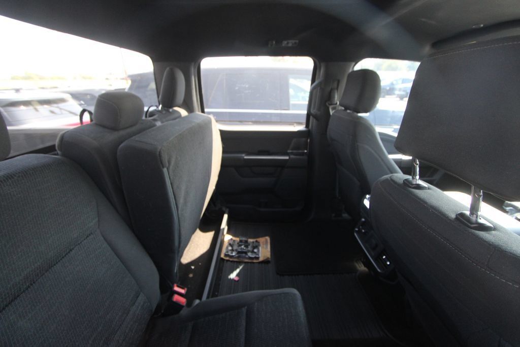 Used 2022 Ford F150 XLT w/ Equipment Group 302A High AWD/4WD image 18