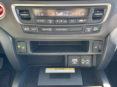Certified 2023 Honda Passport TrailSport image 28