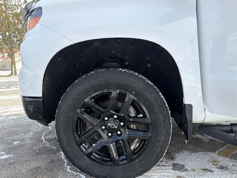 Used 2023 Chevrolet Silverado 1500 Custom Trail Boss w/ LPO, Dark Essentials Package image 39